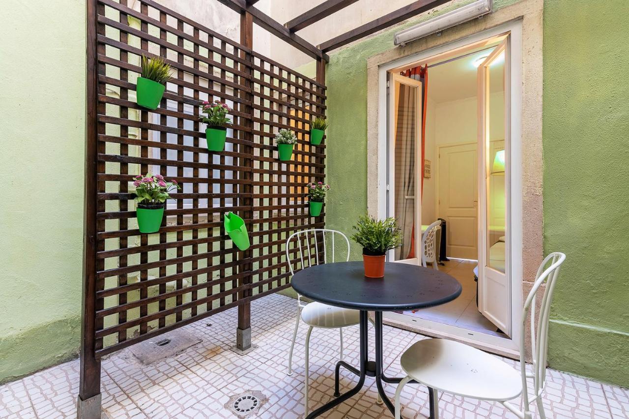 Apartment Alm- Spacious. Sunny. Patio. Quiet Area. Fast Wifi