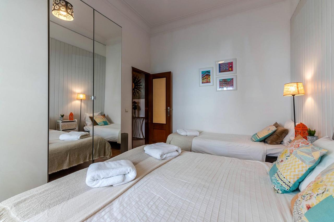 Apartment Alm- Spacious. Sunny. Patio. Quiet Area. Fast Wifi Lissabon