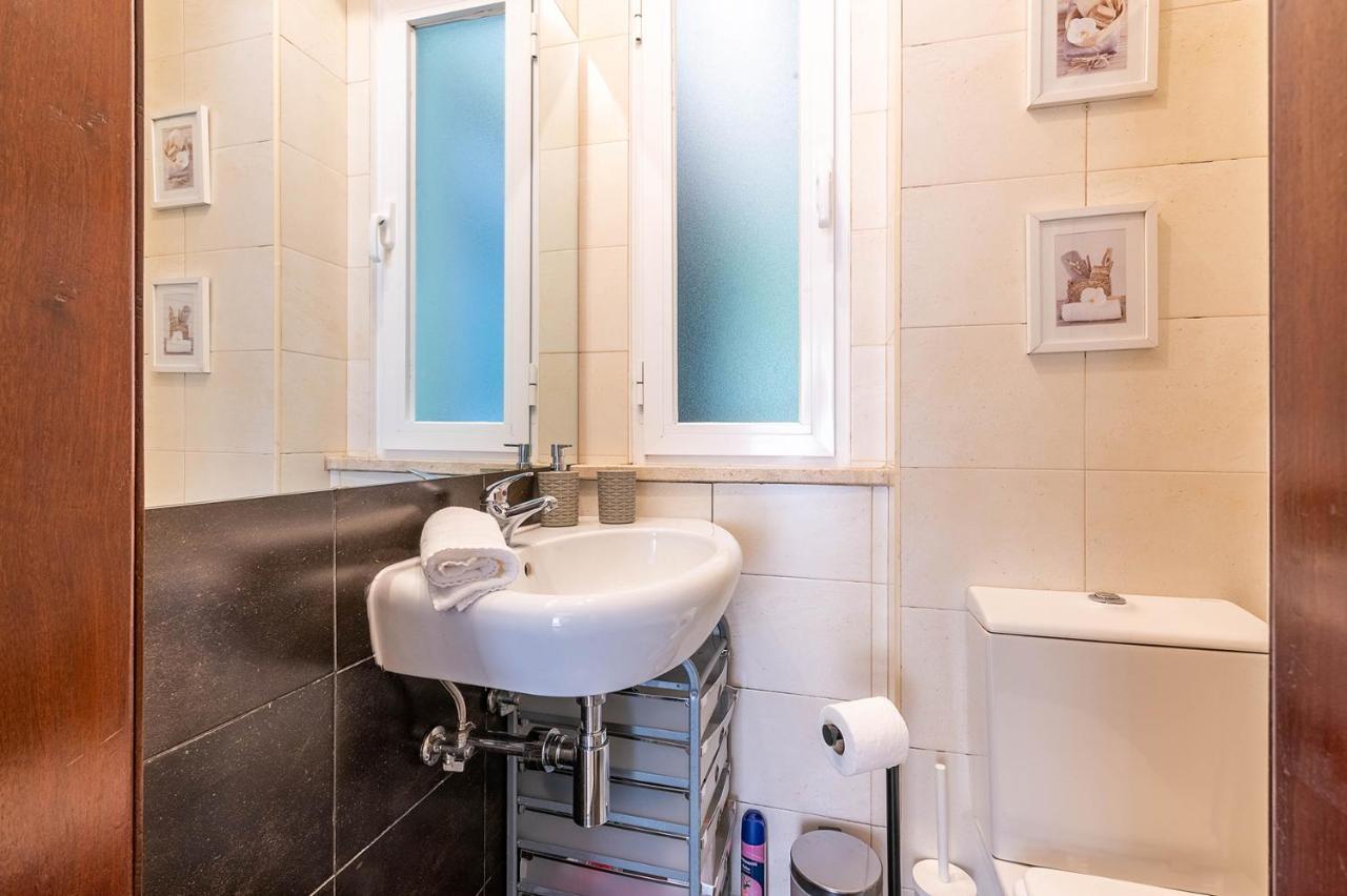 Apartment Alm- Spacious. Sunny. Patio. Quiet Area. Fast Wifi Lissabon