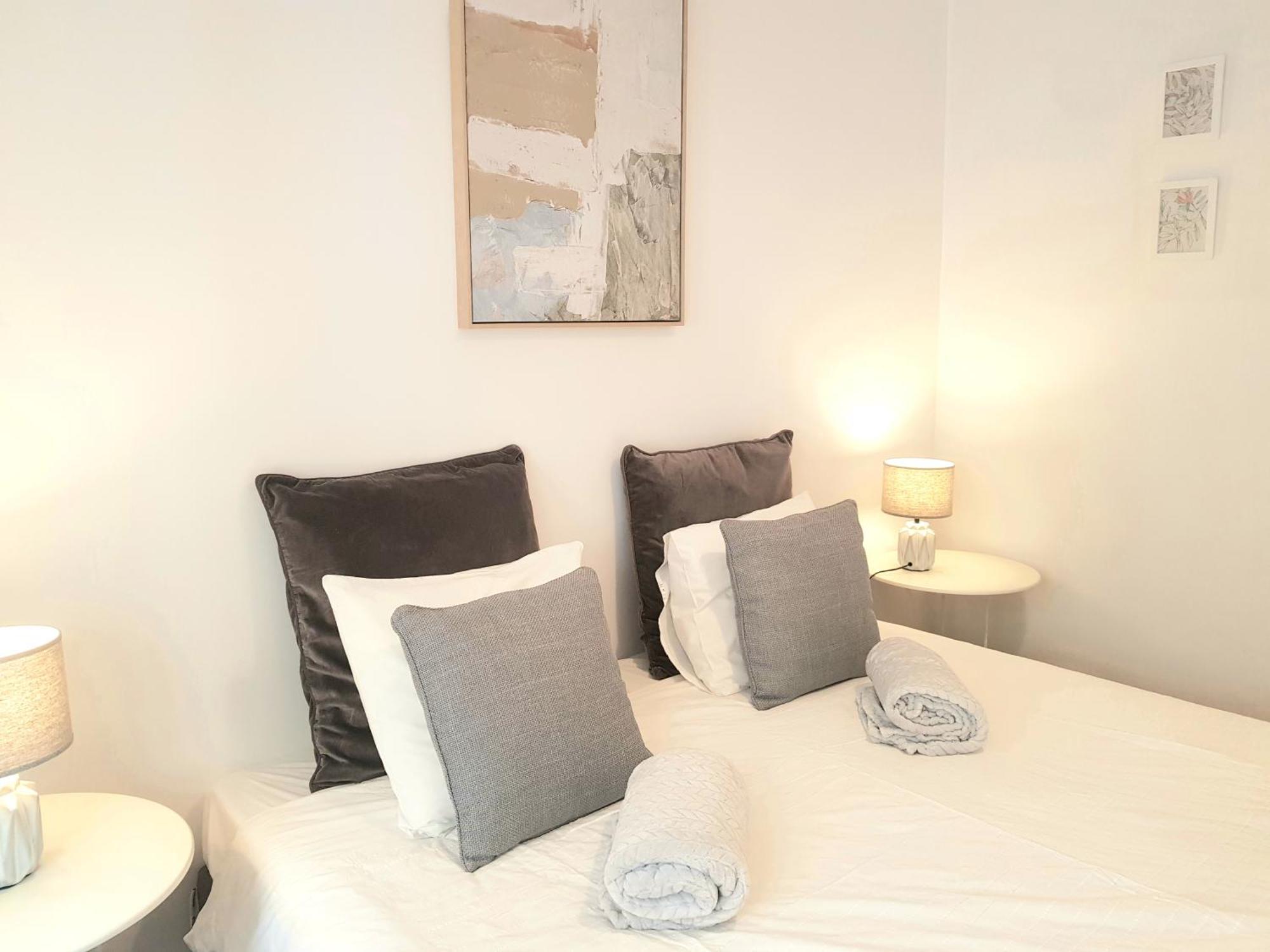 Alm- Spacious. Sunny. Patio. Quiet Area. Fast Wifi Appartement Lissabon